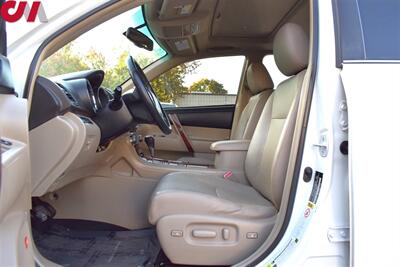 2013 Toyota Highlander Hybrid Limited  AWD 4dr SUV! 3rd Row Seats! Back Up Camera! Navigation! Bluetooth! Heated Leather Seats! Sunroof! Powered Liftgate! - Photo 10 - Portland, OR 97266