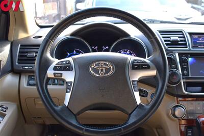 2013 Toyota Highlander Hybrid Limited  AWD 4dr SUV! 3rd Row Seats! Back Up Camera! Navigation! Bluetooth! Heated Leather Seats! Sunroof! Powered Liftgate! - Photo 13 - Portland, OR 97266
