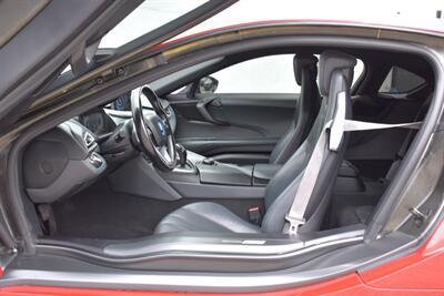 2017 BMW i8 Coupe 2D AWD 1.5L I3 Turbo Electric/Hybrid  AWD! eDrive Mode! Sport Mode! Carbon Fiber Body! Stability Control! ABS Brakes! Backup Camera! Navigation! Harman Kardon Sound! Leather Interior! Iconic Scissor Doors! - Photo 20 - Portland, OR 97266