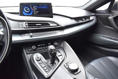 2017 BMW i8 Coupe 2D AWD 1.5L I3 Turbo Electric/Hybrid  AWD! eDrive Mode! Sport Mode! Carbon Fiber Body! Stability Control! ABS Brakes! Backup Camera! Navigation! Harman Kardon Sound! Leather Interior! Iconic Scissor Doors! - Photo 33 - Portland, OR 97266