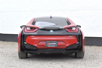 2017 BMW i8 Coupe 2D AWD 1.5L I3 Turbo Electric/Hybrid  AWD! eDrive Mode! Sport Mode! Carbon Fiber Body! Stability Control! ABS Brakes! Backup Camera! Navigation! Harman Kardon Sound! Leather Interior! Iconic Scissor Doors! - Photo 5 - Portland, OR 97266