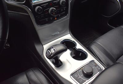 2015 Jeep Grand Cherokee High Altitude Sport Utility  4X4 Overland 4dr SUV!**APPOINTMENT ONLY**Back Up Camera! Blind Spot Monitor! Select-Terrain Drive Modes! Heated Leather Seats! Navi! Power Liftgate! - Photo 26 - Portland, OR 97266