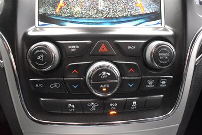 2015 Jeep Grand Cherokee High Altitude Sport Utility  4X4 Overland 4dr SUV!**APPOINTMENT ONLY**Back Up Camera! Blind Spot Monitor! Select-Terrain Drive Modes! Heated Leather Seats! Navi! Power Liftgate! - Photo 25 - Portland, OR 97266