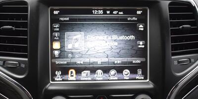 2015 Jeep Grand Cherokee High Altitude Sport Utility  4X4 Overland 4dr SUV!**APPOINTMENT ONLY**Back Up Camera! Blind Spot Monitor! Select-Terrain Drive Modes! Heated Leather Seats! Navi! Power Liftgate! - Photo 18 - Portland, OR 97266