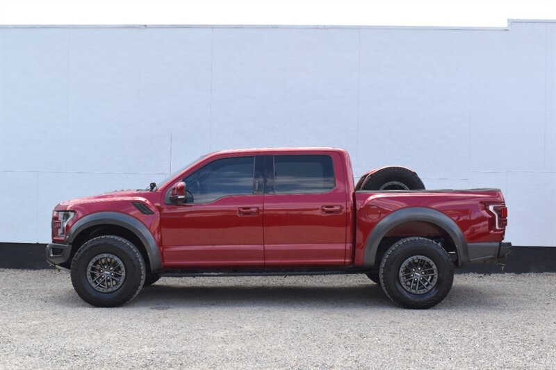 2018 Ford F-150 Raptor 4x4 4dr SuperCrew 5.5 ft. SB**APPOINTMENT ONLY**Back Up Cam! Blind Spot Monitor! Lane Assist! Park Assist! Navi! Tow Pkg! 2H/4A Auto/4H/4L! Apple CarPlay! Heated & Ventilated Leather Seats! - Photo 9 - Portland, OR 97266