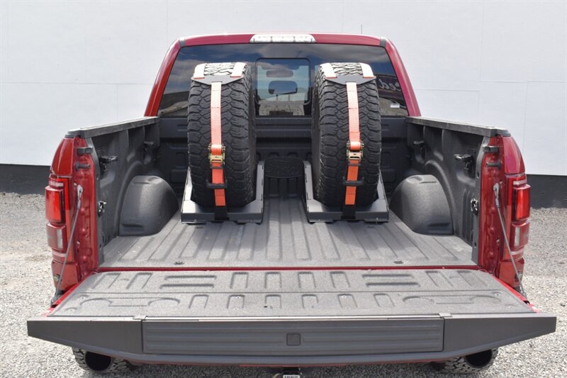 2018 Ford F-150 Raptor 4x4 4dr SuperCrew 5.5 ft. SB**APPOINTMENT ONLY**Back Up Cam! Blind Spot Monitor! Lane Assist! Park Assist! Navi! Tow Pkg! 2H/4A Auto/4H/4L! Apple CarPlay! Heated & Ventilated Leather Seats! - Photo 35 - Portland, OR 97266