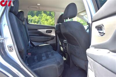 2017 Nissan Murano SV  AWD 4dr SUV**BY APPOINTMENT ONLY** Push Start! Back Up Camera! Bluetooth w/Voice Activation! Navigation! Traction Control! - Photo 21 - Portland, OR 97266