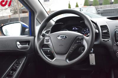 2017 Kia Forte LX  4dr Sedan! Bluetooth! Keyless Entry! Spacious Trunk & Cabin! - Photo 13 - Portland, OR 97266