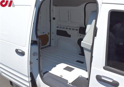 2012 Ford Transit Connect XL  4dr Cargo Mini-Van w/o Side & Rear Glass**BY APPOINTMENT ONLY** Bulkhead Partition! Back Up Camera! Bluetooth! Traction Control! - Photo 26 - Portland, OR 97266