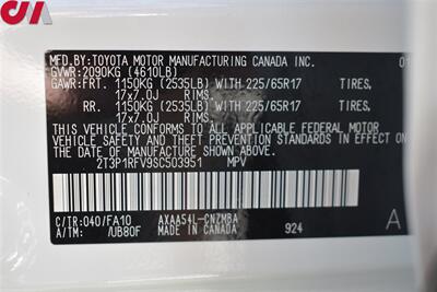 2025 Toyota RAV4 XLE  AWD 4dr SUV**BY APPOINTMENT ONLY**Toyota Safety Sense 2.5! Back Up Cam! Lane Assist! Blind Spot Monitor! Bluetooth! Eco/Sport/Mud/Snow-Drive Modes! Roof Rack! All Weather Floor Mats! - Photo 29 - Portland, OR 97266