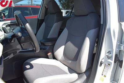 2025 Toyota RAV4 XLE  AWD 4dr SUV**BY APPOINTMENT ONLY**Toyota Safety Sense 2.5! Back Up Cam! Lane Assist! Blind Spot Monitor! Bluetooth! Eco/Sport/Mud/Snow-Drive Modes! Roof Rack! All Weather Floor Mats! - Photo 11 - Portland, OR 97266