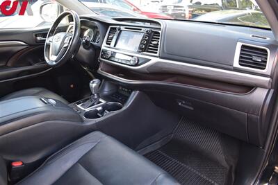 2019 Toyota Highlander Limited Platinum  AWD 4dr SUV**BY APPOINTMENT ONLY**Back-Up Camera! Bird's Eye View Camera! Park Assist! GPS Nav! Bluetooth! Cooled & Full Heated Leather Seats! Power Liftgate! - Photo 11 - Portland, OR 97266