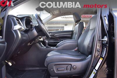 2019 Toyota Highlander Limited Platinum AWD 4dr SUVBack-Up Camera! Bird's Eye View Camera! Park Assist! GPS Nav! Bluetooth! Cooled & Full Heated Leather Seats! Power Liftgate! - Photo 10 - Portland, OR 97266