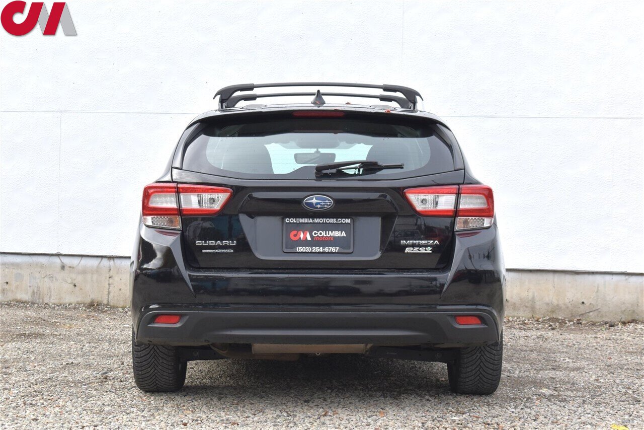 2017 Subaru Impreza Limited photo 3