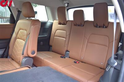 2022 Nissan Pathfinder Platinum  AWD 4dr SUV! 3rd Row Seats! 360 View Camera! Heated & Ventilated Leather Seats! Navigation! Wireless Charging! Pano-Sunroof! Roof Rack! Tow Pkg! - Photo 26 - Portland, OR 97266