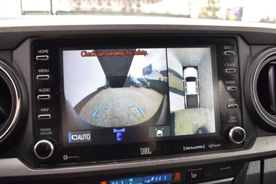 2020 Toyota Tacoma TRD Off-Road  4x4 4dr Double Cab 5.0ft Bed!**APPOINTMENT ONLY**Toyota Safety Sense! Adaptive Cruise Control! Lane Departure Alert! Pre-Collision System w/ Pedestrian Detection! Backup Camera! - Photo 23 - Portland, OR 97266