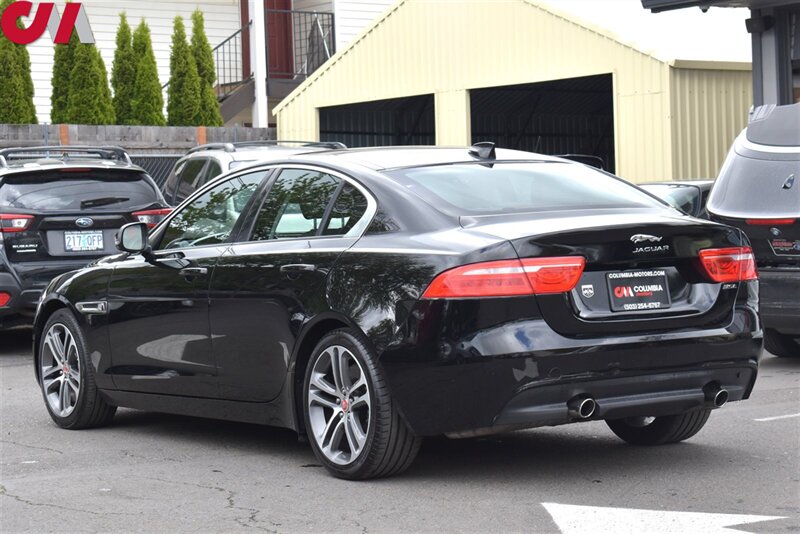 2017 Jaguar XE 35t Premium  4dr Sedan  Heated Steering & Leather Seats! Navigation! Bluetooth! Comfort, Dynamic, Eco, & Rain Ice Snow Drive Modes! Back-Up Cam!