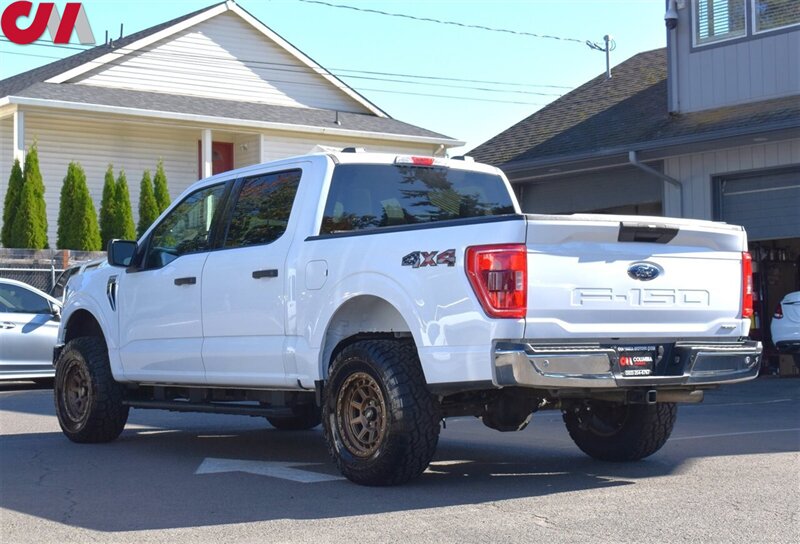 2023 Ford F-150 XLT  4X4 4dr SuperCrew 5.5 ft SB**BY APPOINMENT ONLY** Back Up Cam! Blind Spot Monitor! Lane Assist! Park Assist! Navigation! Apple CarPlay! Android Auto! Running Boards! Gator Tonneau Cover! Tow PKG!