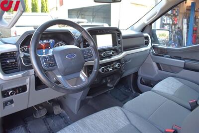 2023 Ford F-150 XLT  4X4 4dr SuperCrew 5.5 ft SB**BY APPOINMENT ONLY** Back Up Cam! Blind Spot Monitor! Lane Assist! Park Assist! Navigation! Apple CarPlay! Android Auto! Running Boards! Gator Tonneau Cover! Tow PKG! - Photo 3 - Portland, OR 97266