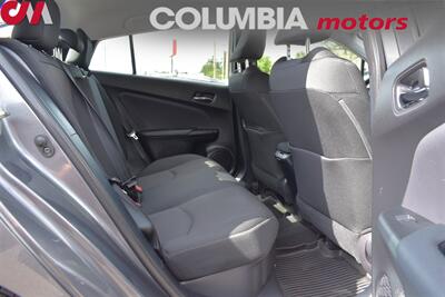 2022 Toyota Prius LE AWD-e 4dr Hatchback! 51 City MPG! 47 Hwy MPG! Toyota Safety Sense 2.0! Back Up Camera! Lane Assist! Blind Spot Monitor! Android Auto! Apple CarPlay! All Weather Floor Mats! - Photo 21 - Portland, OR 97266