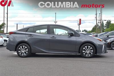 2022 Toyota Prius LE AWD-e 4dr Hatchback! 51 City MPG! 47 Hwy MPG! Toyota Safety Sense 2.0! Back Up Camera! Lane Assist! Blind Spot Monitor! Android Auto! Apple CarPlay! All Weather Floor Mats! - Photo 6 - Portland, OR 97266