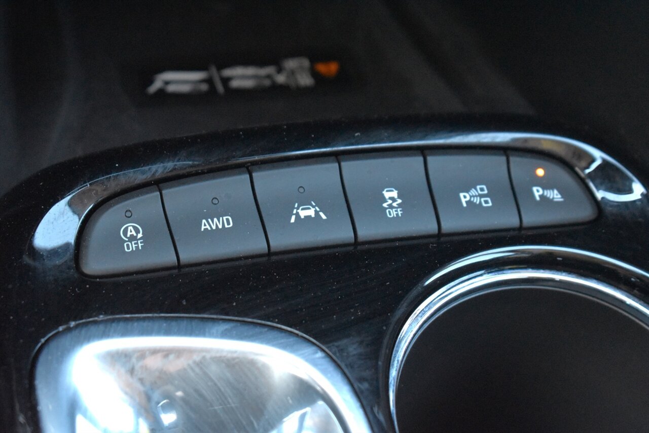 2020 Buick Encore GX Essence AWD 4dr Crossover! Blind Spot Assist! 360° Camera System! Parking Sensors! Lane Keeping Assist! Forward Collision Mitigation! Heated Steering Wheel! Apple CarPlay! Android Auto! Pano-Sunroof! - Photo 26 - Portland, OR 97266