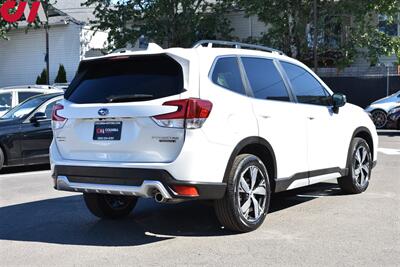 2020 Subaru Forester Touring  AWD Touring 4dr Crossover! X-Mode! SI-Drive! EyeSight Driver Assist Tech! Back Up Cam! Powered Liftgate! Apple CarPlay! Android Auto! Front & Back Heated Leather Seats! Panoramic Sunroof! - Photo 5 - Portland, OR 97266