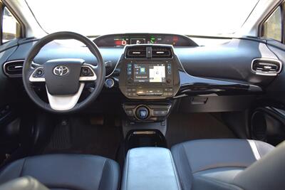 2017 Toyota Prius Four 4dr Hatchback**BY APPOINTMENT ONLY** Back Up Camera! Blind Spot Monitor w/Rear Cross Traffic Alert! Navigation! Bluetooth Connectivity! Heated Seats! - Photo 12 - Portland, OR 97266