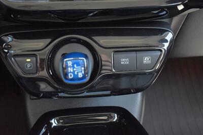 2017 Toyota Prius Four 4dr Hatchback**BY APPOINTMENT ONLY** Back Up Camera! Blind Spot Monitor w/Rear Cross Traffic Alert! Navigation! Bluetooth Connectivity! Heated Seats! - Photo 23 - Portland, OR 97266