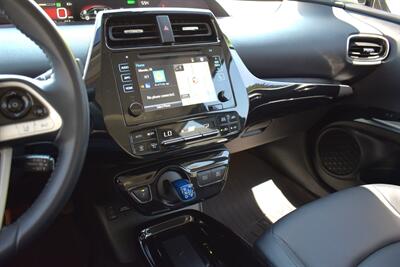 2017 Toyota Prius Four 4dr Hatchback**BY APPOINTMENT ONLY** Back Up Camera! Blind Spot Monitor w/Rear Cross Traffic Alert! Navigation! Bluetooth Connectivity! Heated Seats! - Photo 19 - Portland, OR 97266