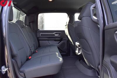 2022 RAM 1500 Big Horn  4x4 4dr Crew Cab 5.6 ft. SB Pickup! Back-Up Cam! Park Assist! GPS Nav! Apple CarPlay! Android Auto! Tow/Haul Mode! 4H & 4L! Heated Seats! All Weather Floor Mats! - Photo 25 - Portland, OR 97266