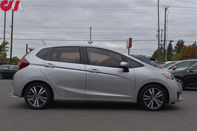 2016 Honda Fit EX  4dr Hatchback CVT! Rear View Camera! Bluetooth! Econ Mode! Cruise Control! All Weather Mats! Sunroof! - Photo 6 - Portland, OR 97266