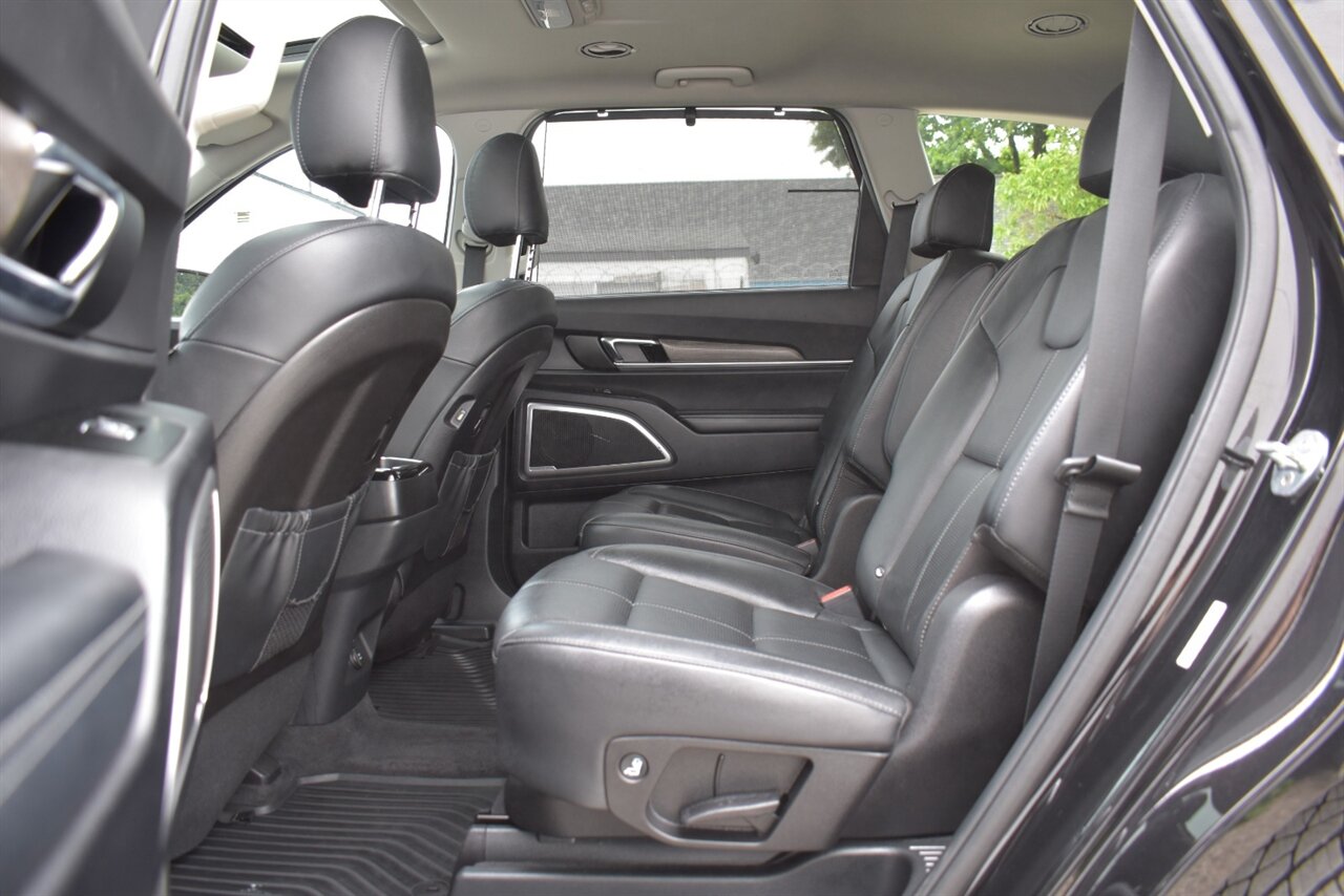 2021 Kia Telluride EX 4dr SUV! AWD! **BY APPOINTMENT ONLY** Back Up Camera! Blind Spot Assist! Lane Keeping Assist! Forward Collision Mitigation! Drive Mode Select! Power Sunroof! Heated & Ventilated Seats! Apple Carplay! - Photo 31 - Portland, OR 97266