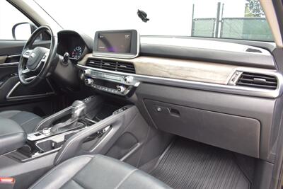 2021 Kia Telluride EX 4dr SUV! AWD! **BY APPOINTMENT ONLY** Back Up Camera! Blind Spot Assist! Lane Keeping Assist! Forward Collision Mitigation! Drive Mode Select! Power Sunroof! Heated & Ventilated Seats! Apple Carplay! - Photo 13 - Portland, OR 97266
