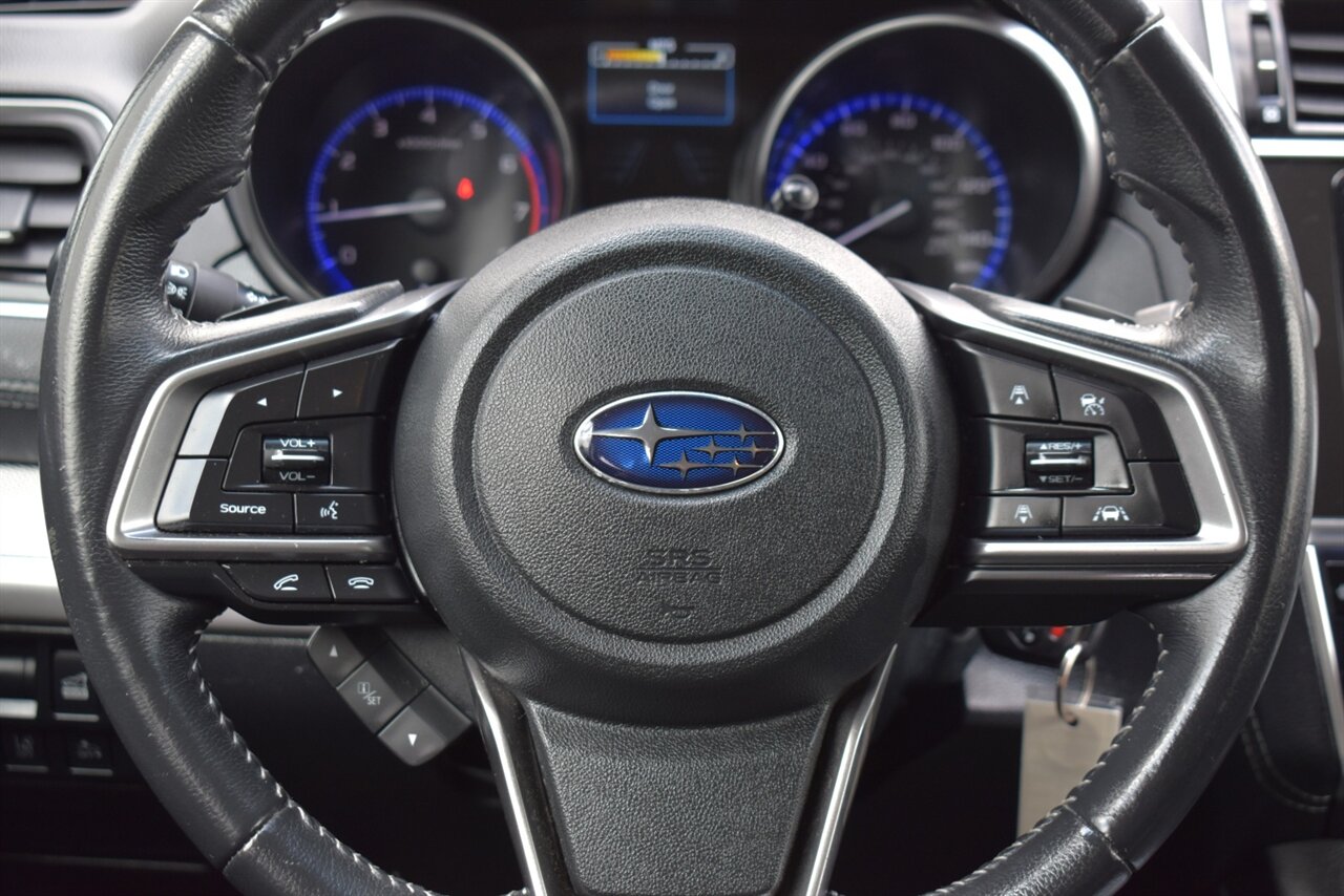 2018 Subaru Outback 2.5i Premium AWD 4dr Wagon! X-MODE! Up to 32 MPG Hwy! EyeSight Driver Assist! Adaptive Cruise Control! Blind Spot Monitor! Rear Cross-Traffic Alert! Heated Seats! Apple CarPlay & Android Auto! Backup Camera! - Photo 16 - Portland, OR 97266