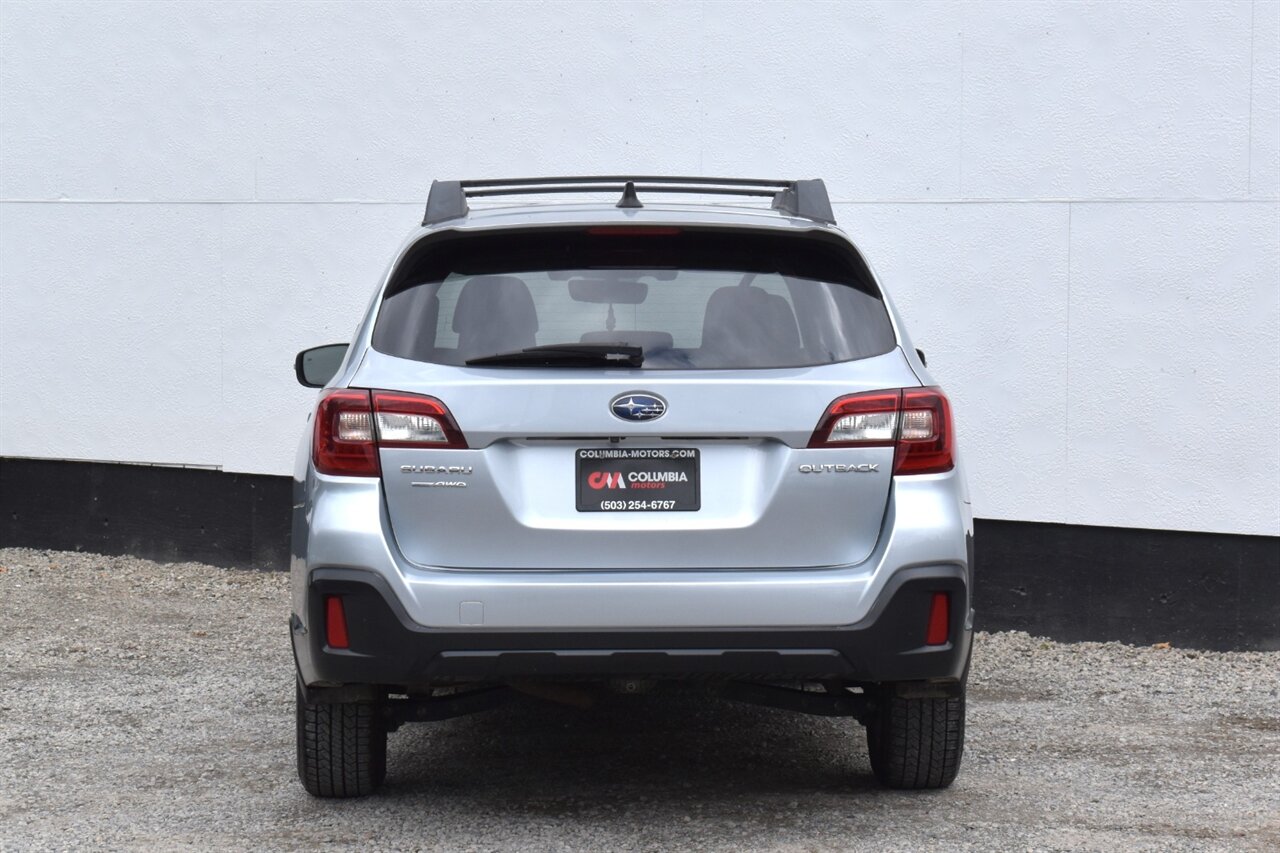 2018 Subaru Outback 2.5i Premium AWD 4dr Wagon! X-MODE! Up to 32 MPG Hwy! EyeSight Driver Assist! Adaptive Cruise Control! Blind Spot Monitor! Rear Cross-Traffic Alert! Heated Seats! Apple CarPlay & Android Auto! Backup Camera! - Photo 4 - Portland, OR 97266