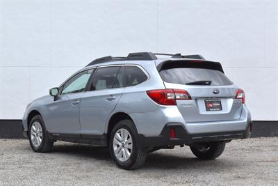2018 Subaru Outback 2.5i Premium AWD 4dr Wagon! X-MODE! Up to 32 MPG Hwy! EyeSight Driver Assist! Adaptive Cruise Control! Blind Spot Monitor! Rear Cross-Traffic Alert! Heated Seats! Apple CarPlay & Android Auto! Backup Camera! - Photo 2 - Portland, OR 97266