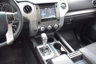 2015 Toyota Tundra SR5  4X4 4dr CrewMax Cab Pickup SB (5.7L V8)! Back Up Camera! Leather! 2WD/4HI/4LO! Tow Pkg! Tow-Haul Mode! Bluetooth Connectivity! Running Boards! - Photo 21 - Portland, OR 97266