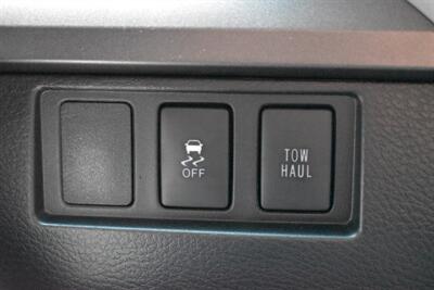 2015 Toyota Tundra SR5  4X4 4dr CrewMax Cab Pickup SB (5.7L V8)! Back Up Camera! Leather! 2WD/4HI/4LO! Tow Pkg! Tow-Haul Mode! Bluetooth Connectivity! Running Boards! - Photo 19 - Portland, OR 97266