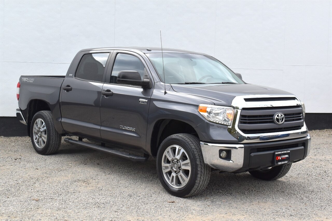 2015 Toyota Tundra SR5  4X4 4dr CrewMax Cab Pickup SB (5.7L V8)! Back Up Camera! Leather! 2WD/4HI/4LO! Tow Pkg! Tow-Haul Mode! Bluetooth Connectivity! Running Boards! - Photo 1 - Portland, OR 97266