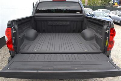 2015 Toyota Tundra SR5  4X4 4dr CrewMax Cab Pickup SB (5.7L V8)! Back Up Camera! Leather! 2WD/4HI/4LO! Tow Pkg! Tow-Haul Mode! Bluetooth Connectivity! Running Boards! - Photo 32 - Portland, OR 97266