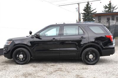 2017 Ford Explorer Police Interceptor Utility  AWD 4dr SUV! ***APPOINTMENT ONLY***Certified Calibration! Back Up Camera! Blind Spot Monitor! Cross Traffic Alert! Aux/USB/ Bluetooth Connectivity! Driver Side Spotlight! - Photo 9 - Portland, OR 97266