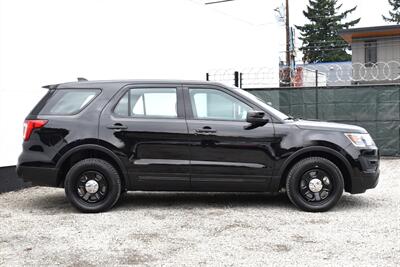 2017 Ford Explorer Police Interceptor Utility  AWD 4dr SUV! ***APPOINTMENT ONLY***Certified Calibration! Back Up Camera! Blind Spot Monitor! Cross Traffic Alert! Aux/USB/ Bluetooth Connectivity! Driver Side Spotlight! - Photo 6 - Portland, OR 97266