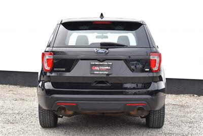 2017 Ford Explorer Police Interceptor Utility  AWD 4dr SUV! ***APPOINTMENT ONLY***Certified Calibration! Back Up Camera! Blind Spot Monitor! Cross Traffic Alert! Aux/USB/ Bluetooth Connectivity! Driver Side Spotlight! - Photo 4 - Portland, OR 97266