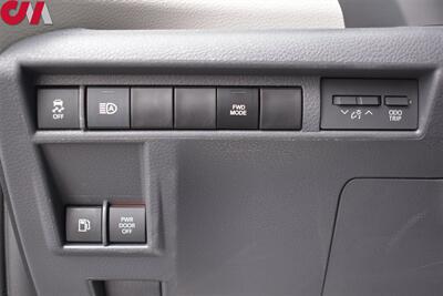 2022 Toyota Sienna XLE 7-Passenger  4dr Mini-Van**BY APPOINTMENT ONLY** Back Up Cam! Lane Assist! Radar Cruise Control! Blind Spot Monitor! Bluetooth! Sunroof! Heated Leather Seats! Custom Flooring! - Photo 15 - Portland, OR 97266
