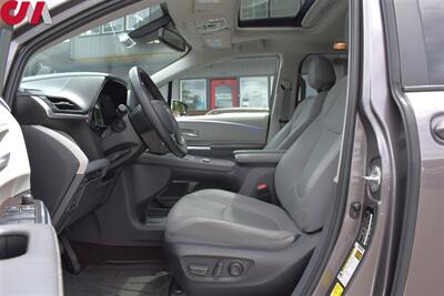2022 Toyota Sienna XLE 7-Passenger  4dr Mini-Van**BY APPOINTMENT ONLY** Back Up Cam! Lane Assist! Radar Cruise Control! Blind Spot Monitor! Bluetooth! Sunroof! Heated Leather Seats! Custom Flooring! - Photo 10 - Portland, OR 97266