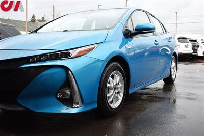 2020 Toyota Prius Prime Limited  4dr Hatchback **BY APPOINTMENT ONLY** 51 City MPG! 47 Hwy MPG! Heated Leather Seats! Qi wireless Charging Station! Toyota Safety Sense 2.0! EV, ECO, & POWER Modes! Back Up Cam! Bluetooth! - Photo 37 - Portland, OR 97266