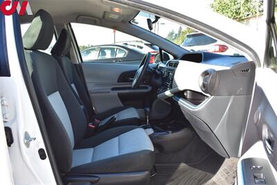 2012 Toyota Prius c Three  Three 4dr Hatchback! 50-MPG! Sensing Keyless Entry! Push-Start! Touch Screen Monitor! Bluetooth! Smartphone Interface! - Photo 21 - Portland, OR 97266