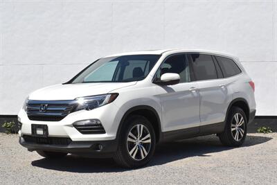 2017 Honda Pilot EX-L AWD 4dr SUV! 3rd Row Seats! Back Up Camera! Passenger-side Camera! Cruise Control! ECON Mode! Sunroof! Heated Leather Seats! Bluetooth Connectivity! Powered liftgate! - Photo 8 - Portland, OR 97266
