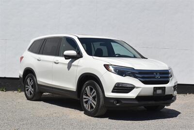 2017 Honda Pilot EX-L  AWD 4dr SUV! 3rd Row Seats! Back Up Camera! Passenger-side Camera! Cruise Control! ECON Mode! Sunroof! Heated Leather Seats! Bluetooth Connectivity! Powered liftgate! SUV